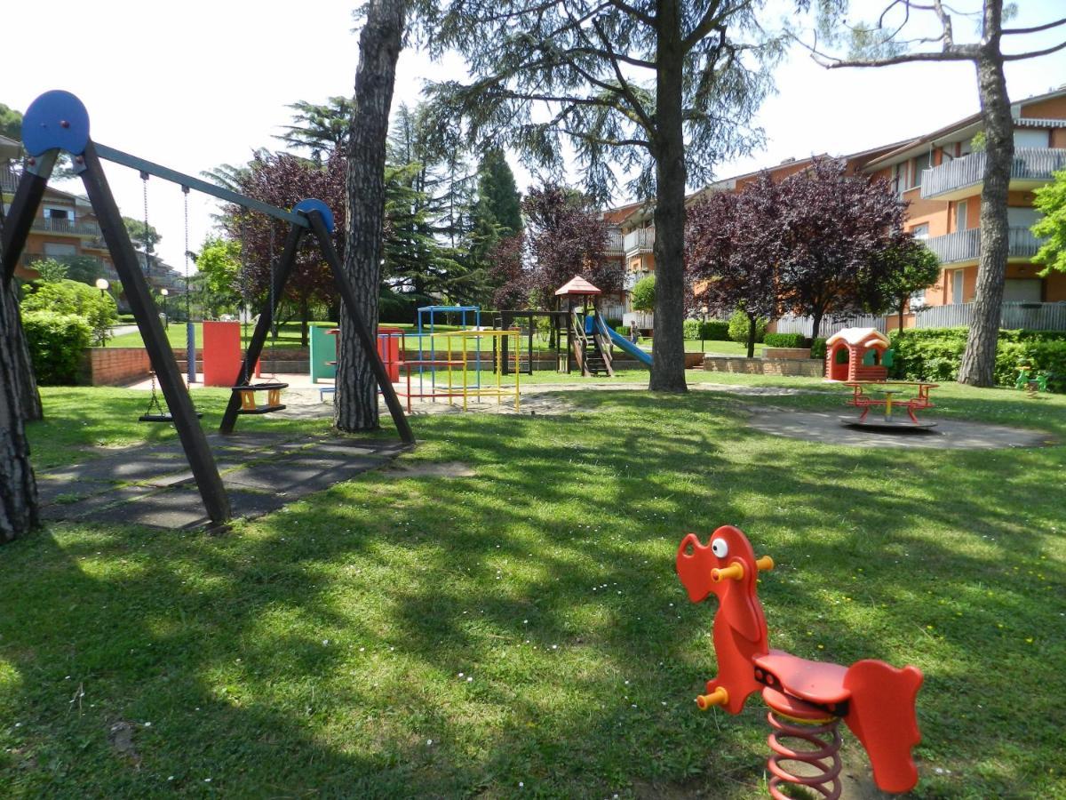 Appartamento Al Girasole Peschiera del Garda Esterno foto